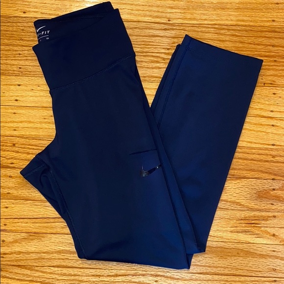 Nike Pants - Nike crop leggings, like new, worn twice.